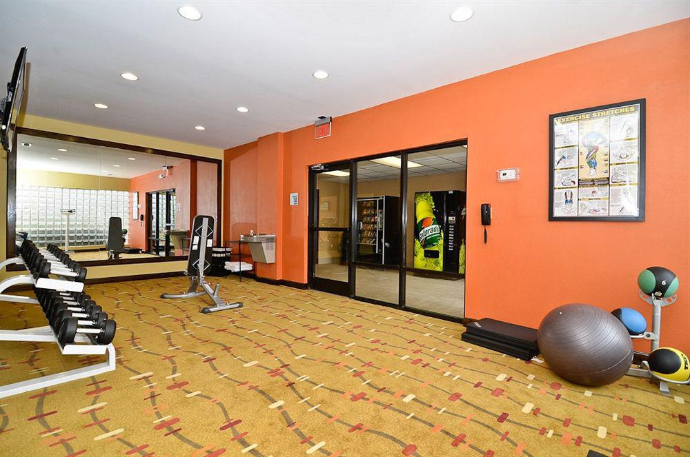 Holiday Inn Express Burlington By Ihg Facilités photo