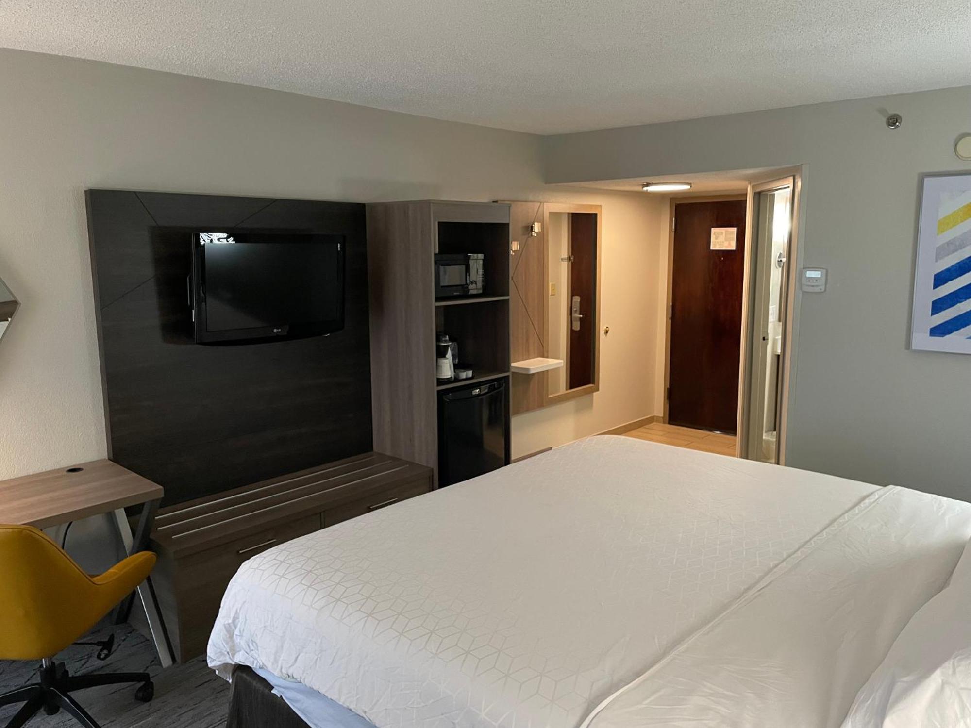 Holiday Inn Express Burlington By Ihg Extérieur photo
