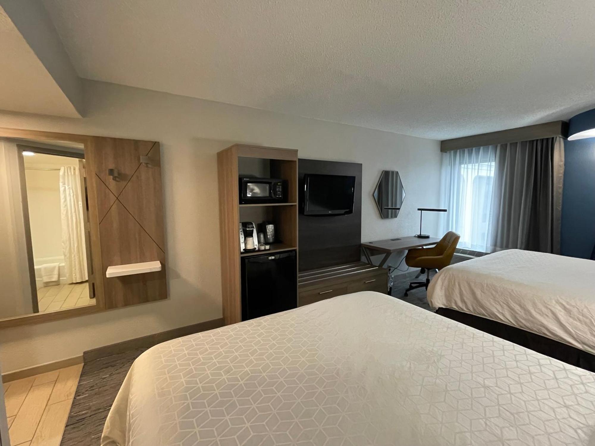 Holiday Inn Express Burlington By Ihg Extérieur photo