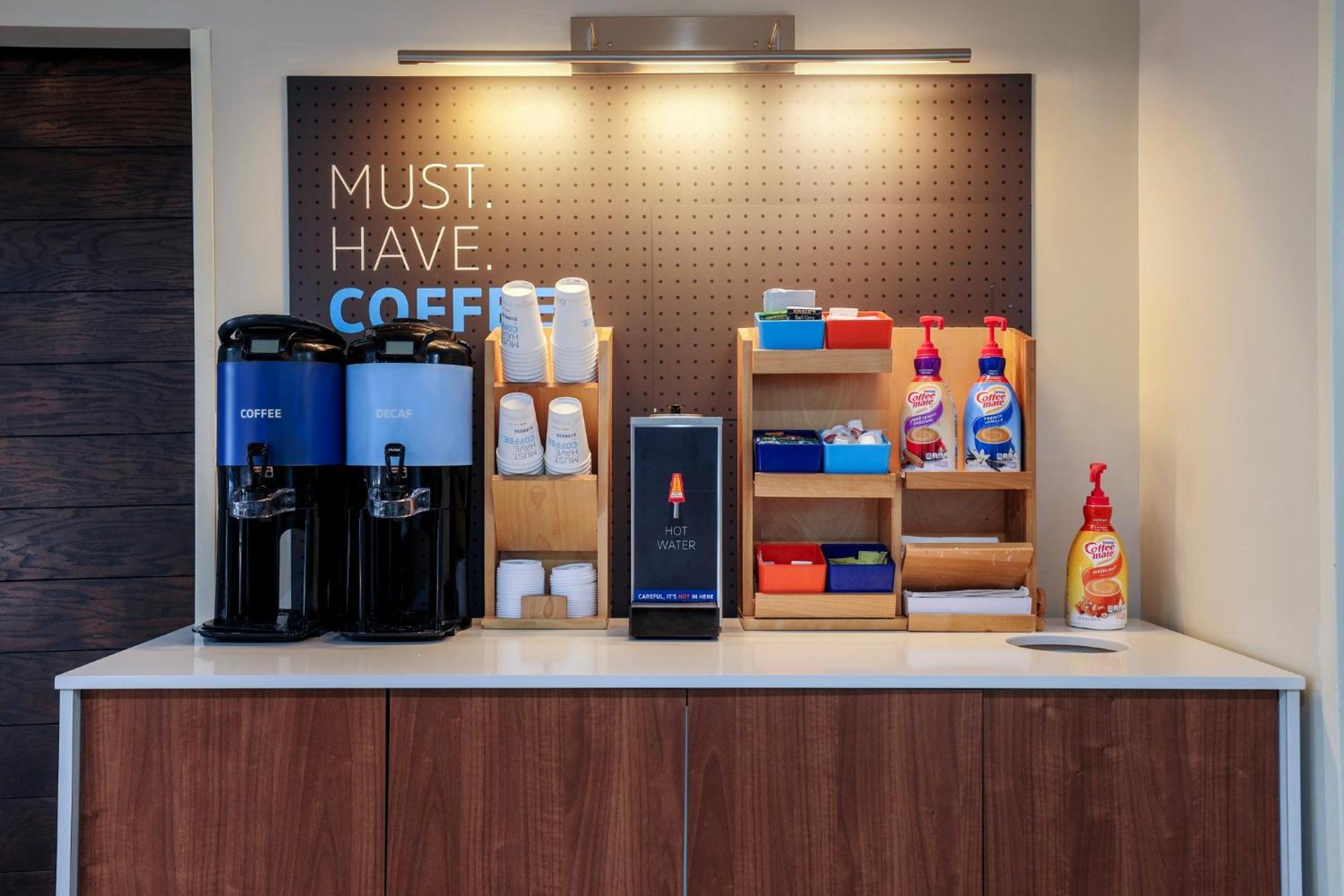 Holiday Inn Express Burlington By Ihg Extérieur photo