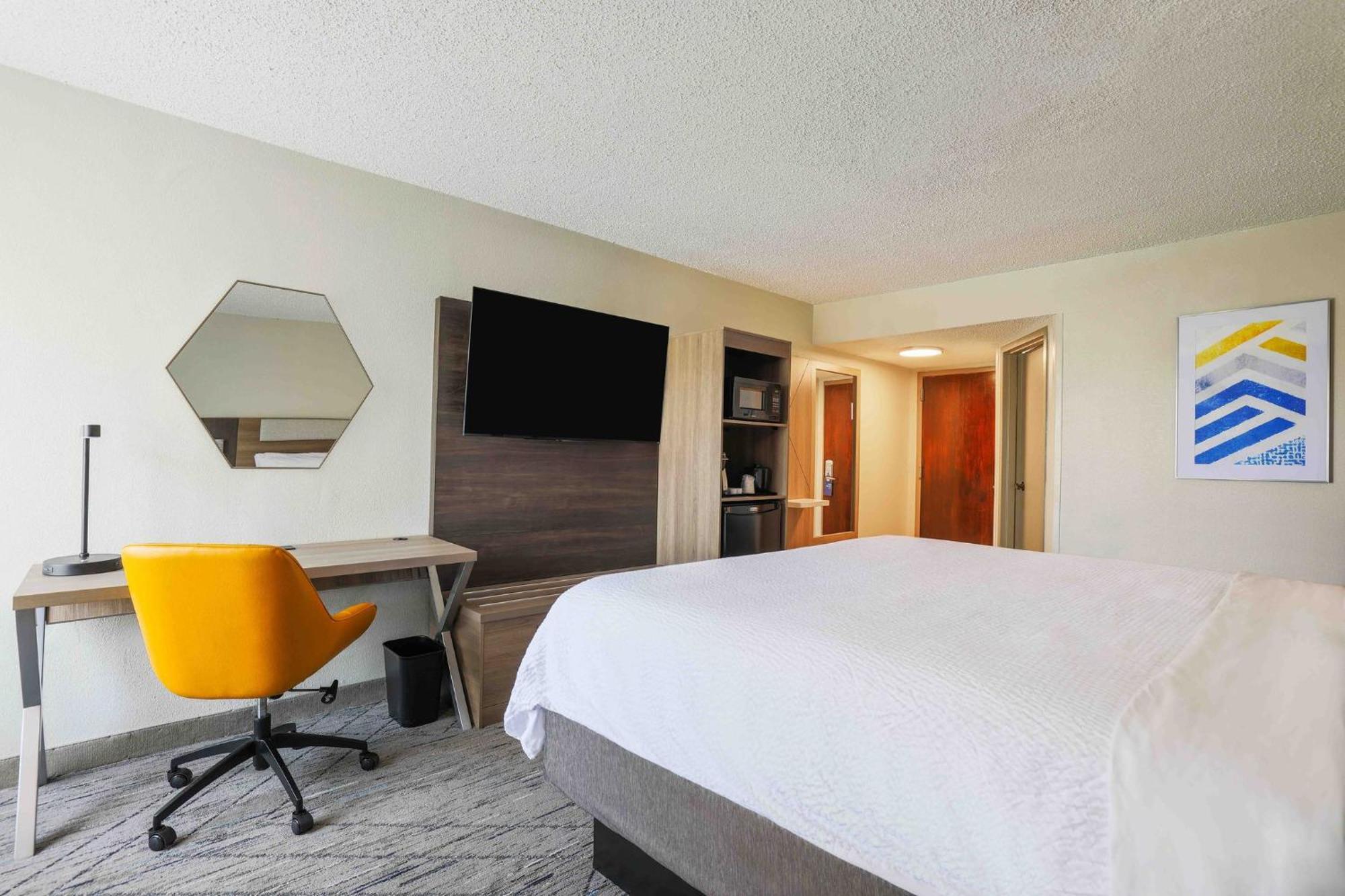 Holiday Inn Express Burlington By Ihg Extérieur photo