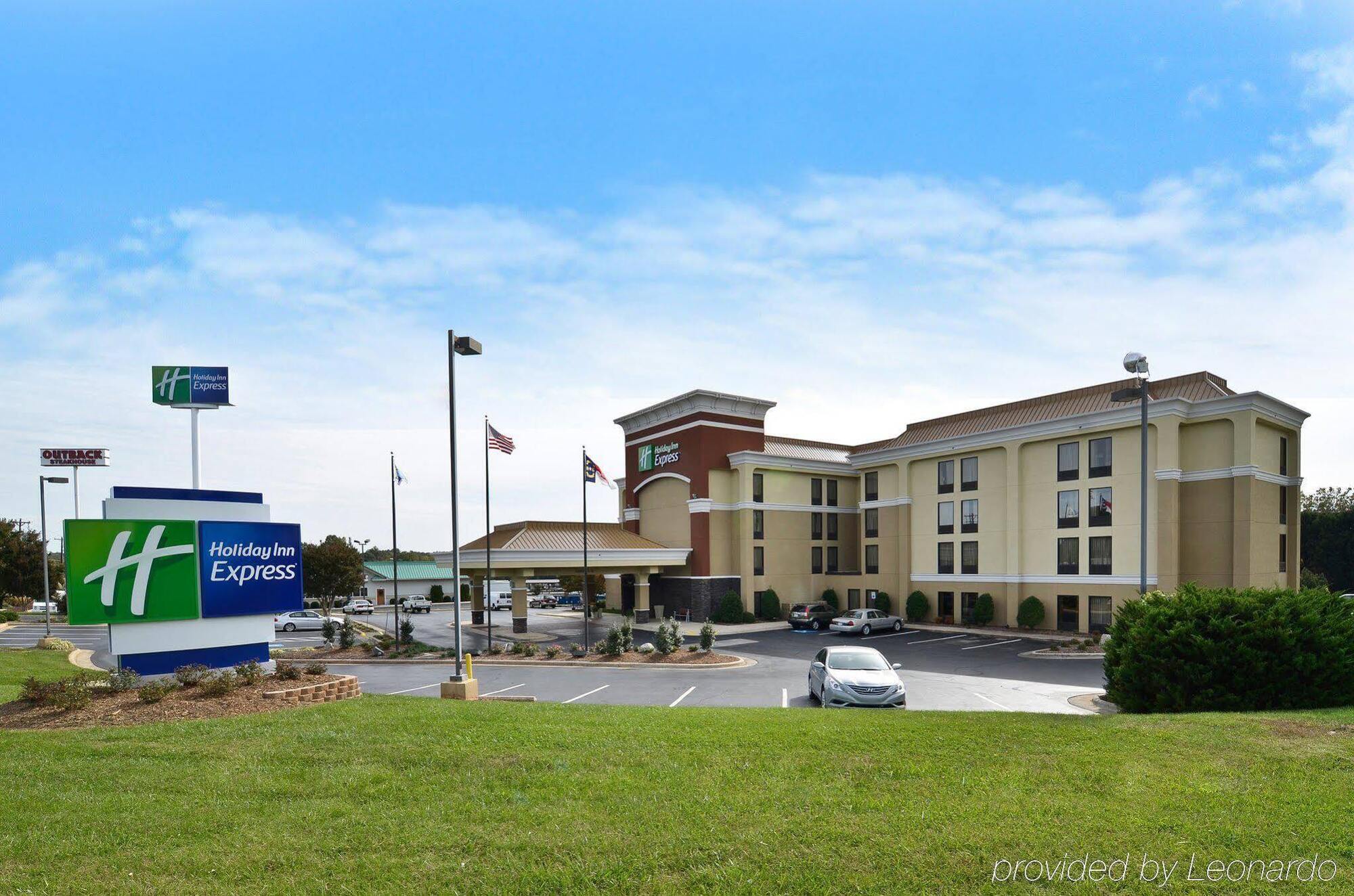 Holiday Inn Express Burlington By Ihg Extérieur photo