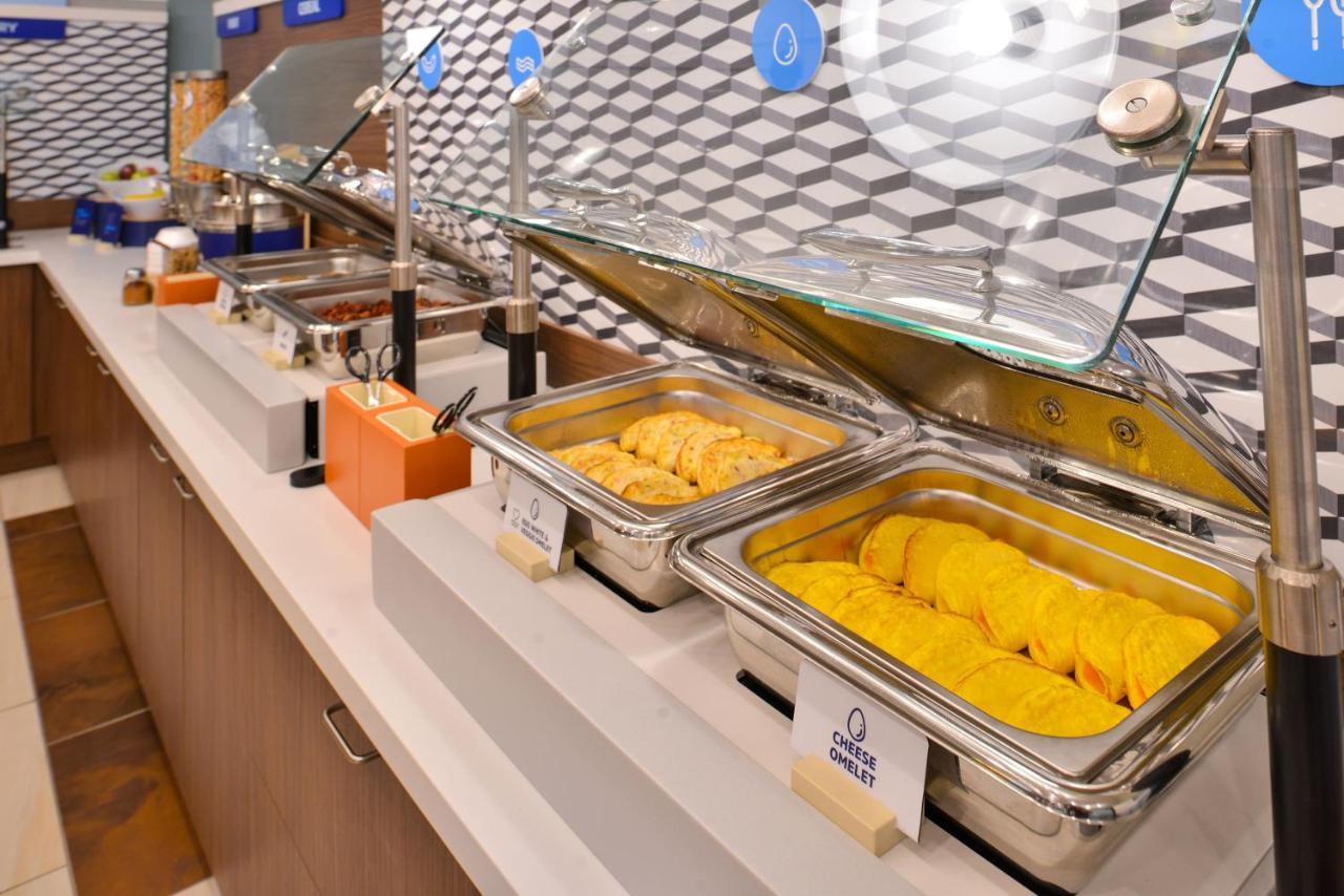 Holiday Inn Express Burlington By Ihg Extérieur photo